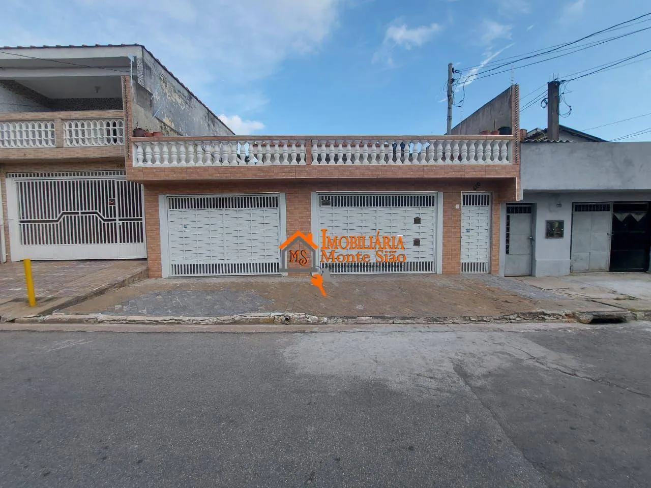 Imagem Casa com 4 dormitórios à venda, 199 m² por R$ 959.000,00 - Jardim São João - Guarulhos/SP