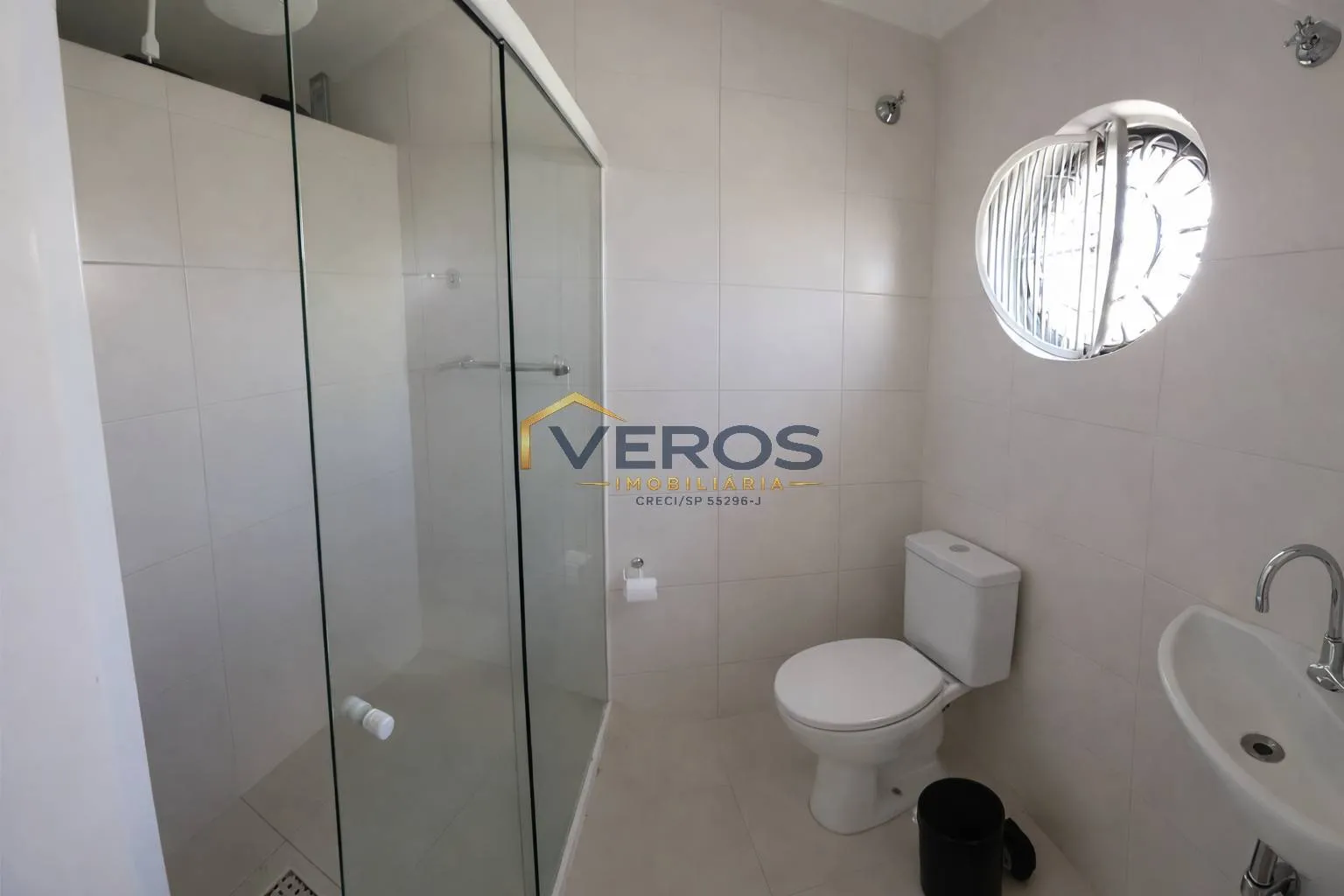 Imagem Casa em condomínio 2 quartos a venda perto da praia Martim de Sá em Caraguá