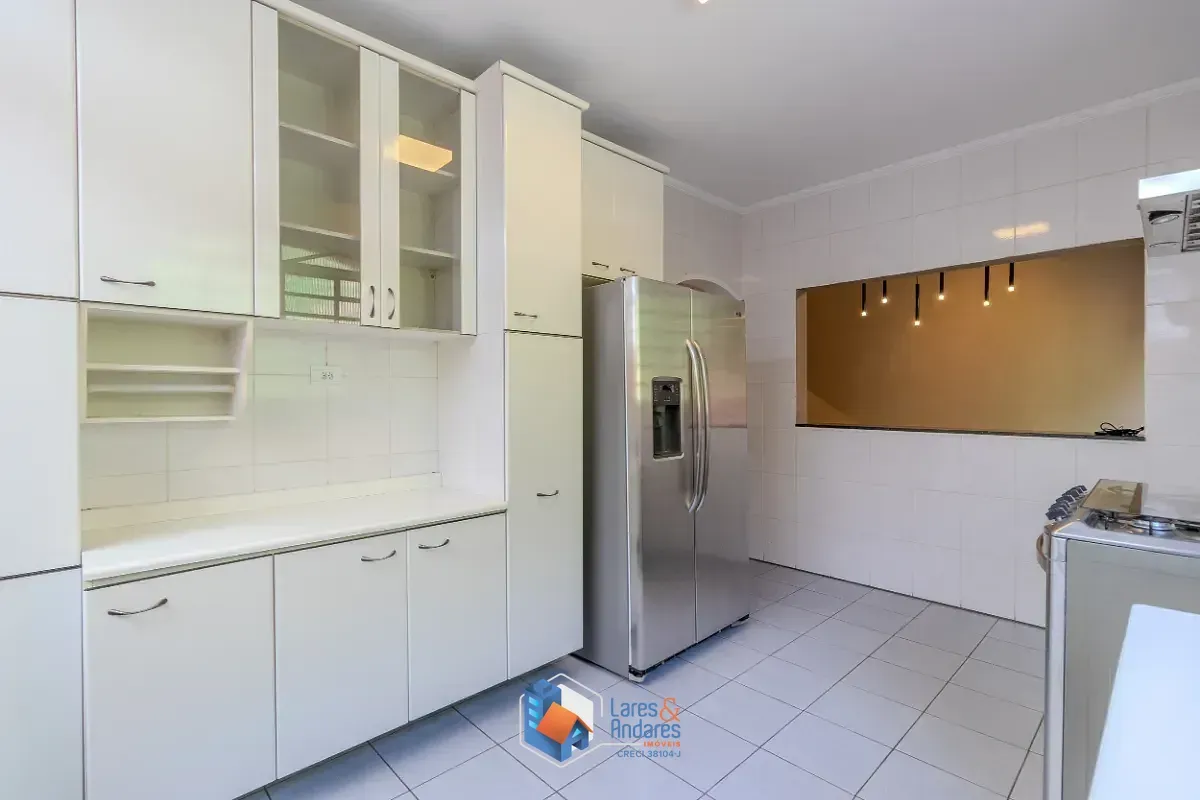 Imagem Casa para venda em Brooklin Paulista com 3 quartos, sendo 2 suítes, 260m²