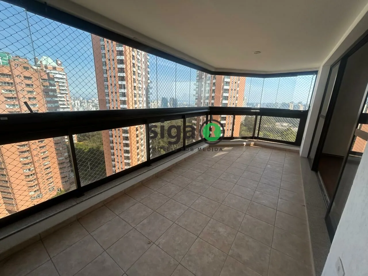 Imagem Apartamento a venda no Panamby!!- 200, 4 quartos e 4 Vagas!!