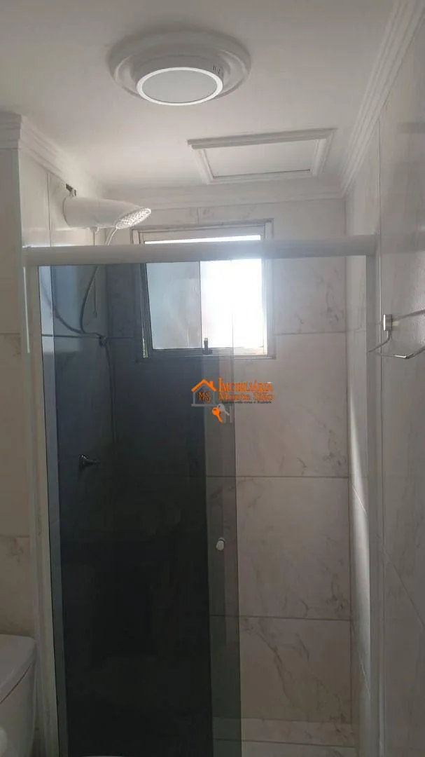 Imagem Apartamento com 2 dormitórios à venda, 42 m² por R$ 250.000,00 - Água Chata - Guarulhos/SP