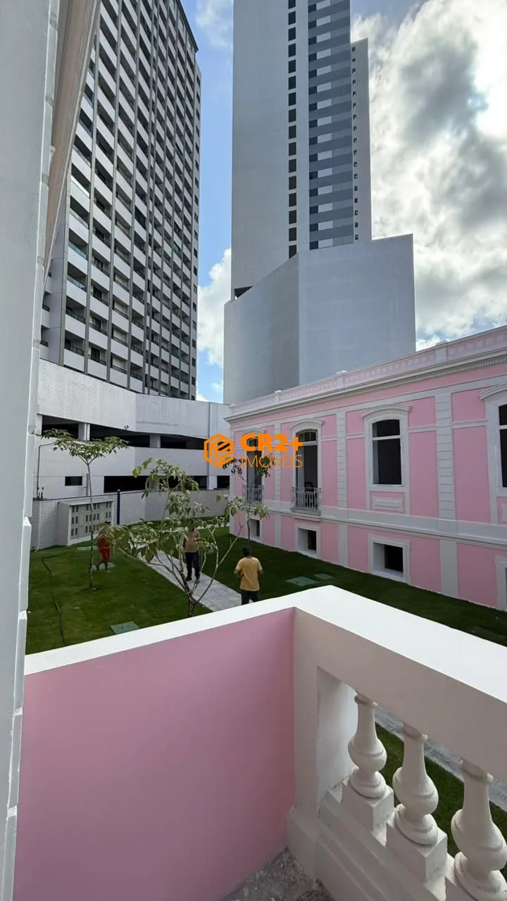 Imagem Alugo Casa para o seu Comércio- Casarão Tombado e revitalizado