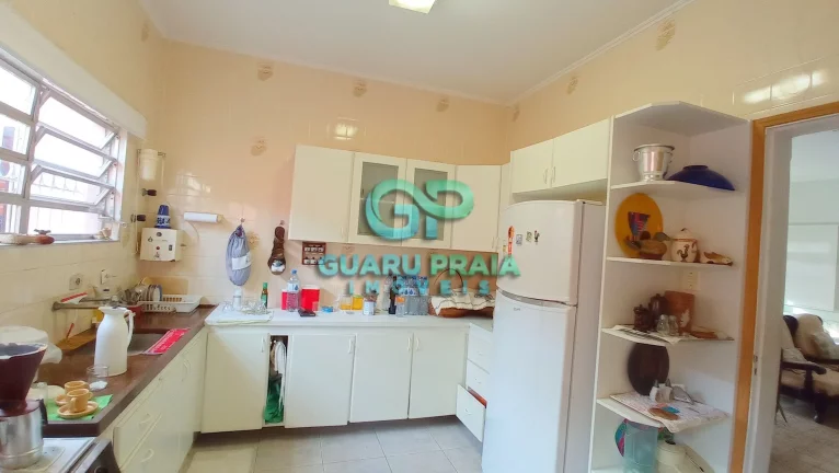 Imagem Casa com piscina em rua fechada