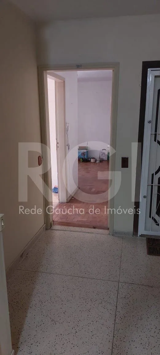 Imagem Apartamento com 3 quartos, 2 banheiros, desocupado e 1 vaga!
