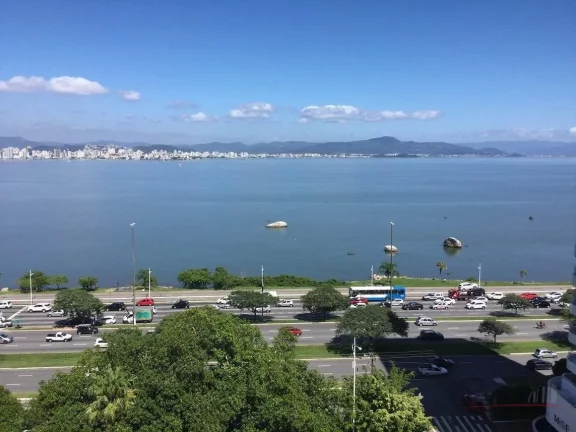 Imagem Ótimo apartamento com vista permanente para o mar, sol da manhã e bem arejado! Imóvel mobiliado c...
