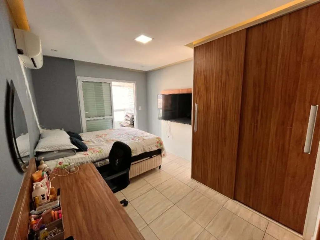 Imagem APARTAMENTO COM 162,00 m² - GUILHERMINA - PRAIA GRANDE SP