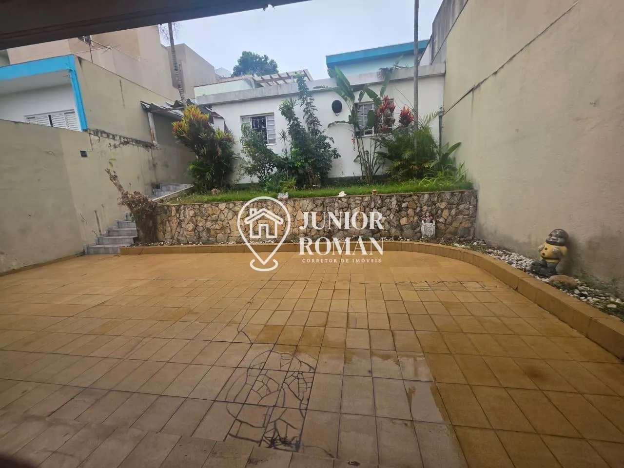 Imagem CASA SEMI MOBILIADA 3 DORM l EDÍCULA l CHURRASQUEIRA l 5 VAGAS | LOCAÇÃO RESIDENCIAL OU COMERCIAL