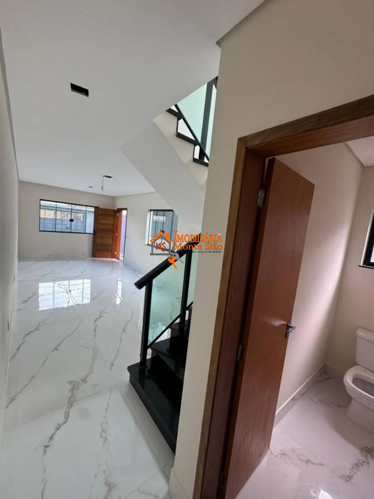 Imagem Sobrado com 3 dormitórios à venda, 100 m² por R$ 900.000,00 - Jardim Bom Clima - Guarulhos/SP