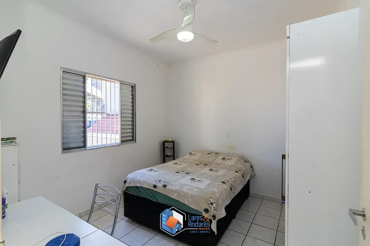 Imagem Sobrado para venda em Vila Carbone com 3 quartos, 189m²