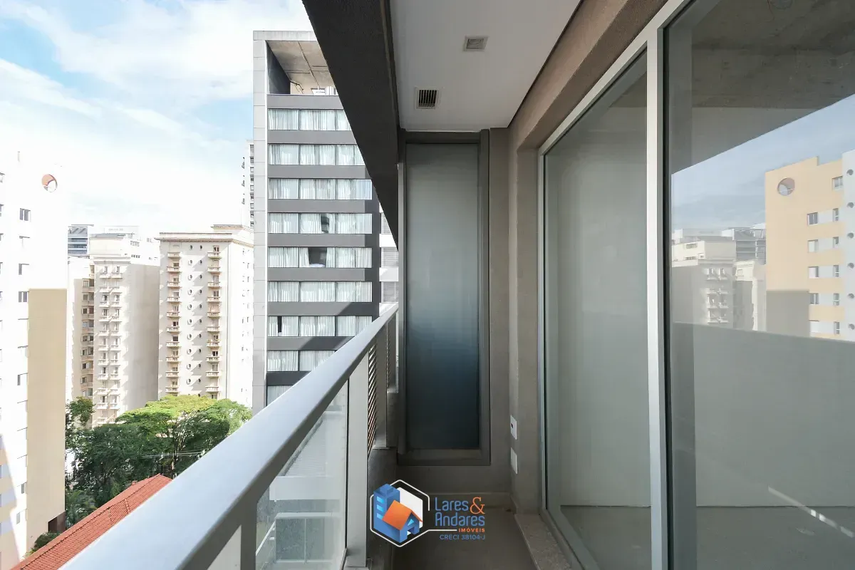 Imagem Conjunto comercial para venda em Cerqueira César, 36m²