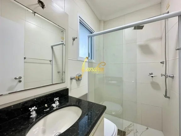 Imagem Sobrado Beira da Marina, mobiliado e decorado com 04 suítes
