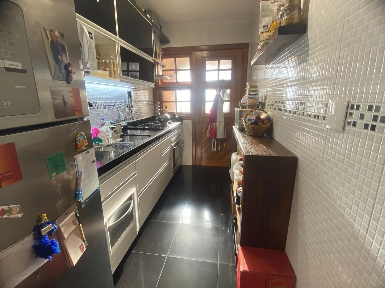 Imagem Excelente apartamento 3 dormitórios sendo 01 suíte, Sacada e com Òtima Posição Solar