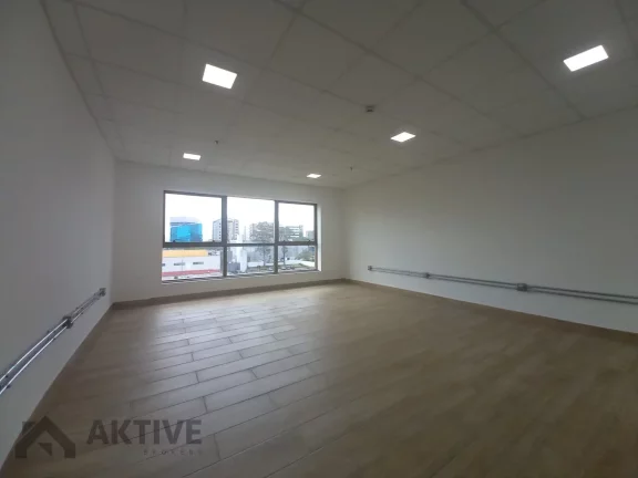 Imagem Sala Comercial em Alphaville - Barueri, SP