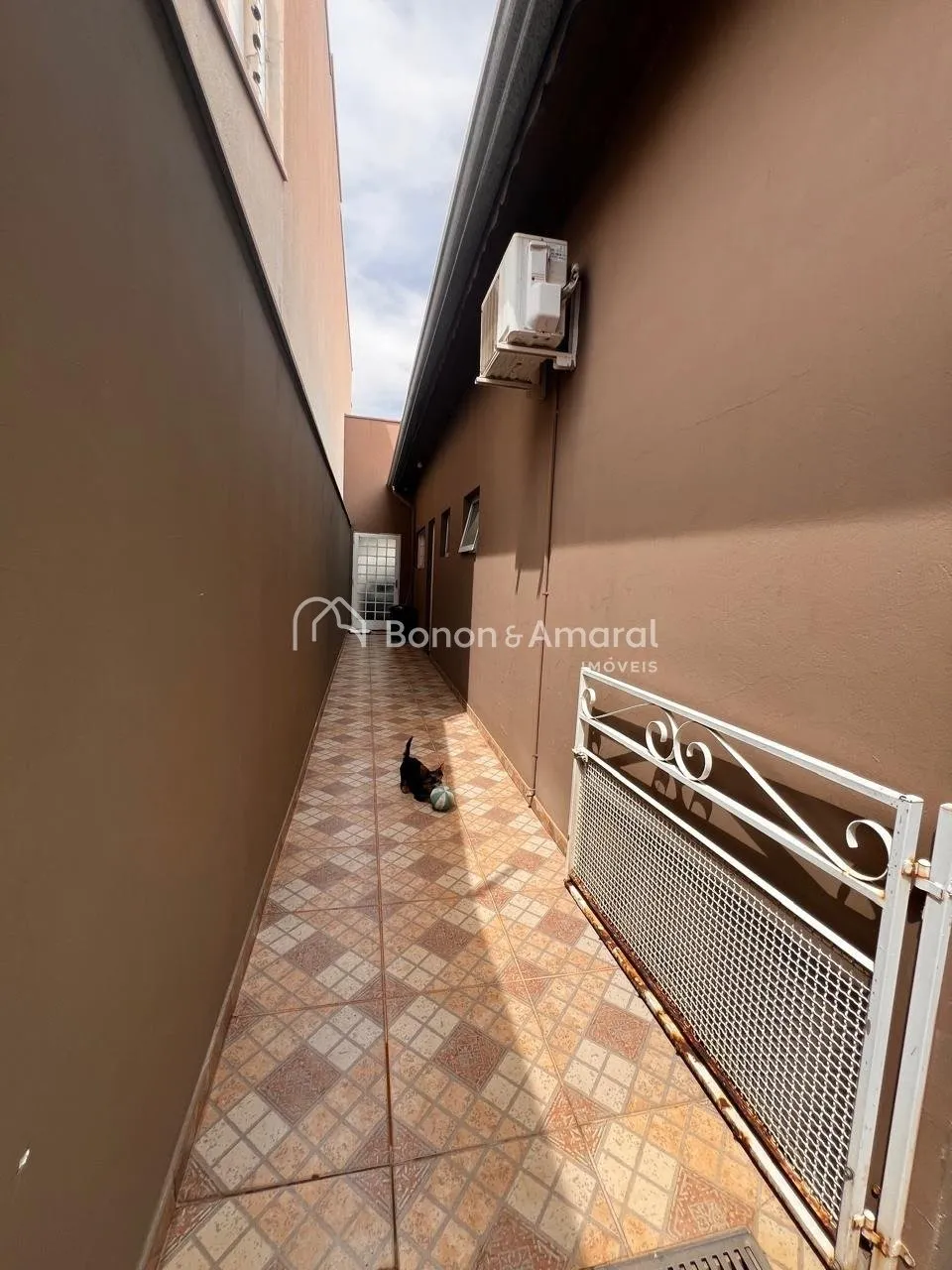 Imagem Casa Térrea à Venda no Alphaville Campinas - Conforto, Segurança e Praticidade!