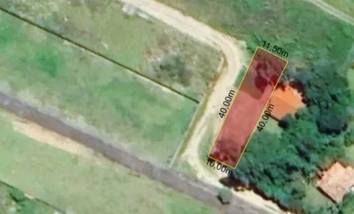 Imagem Terreno à venda em Garopaba-SC, bairro Areias de Macacu com 422m² de área. Invista agora!