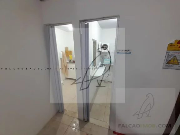 Imagem Vendo casa comercial em Cajazeiras VIII, Salvador-BA
