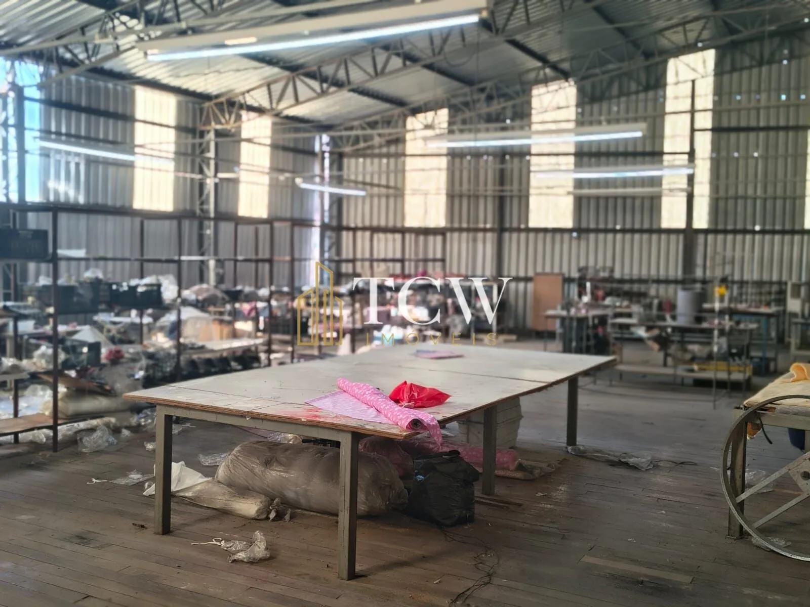 Imagem Galpão Comercial/Industrial à Venda na Capela | 2.521 m² Construídos | Terreno de 2.590 m² | Vinhedo/SP