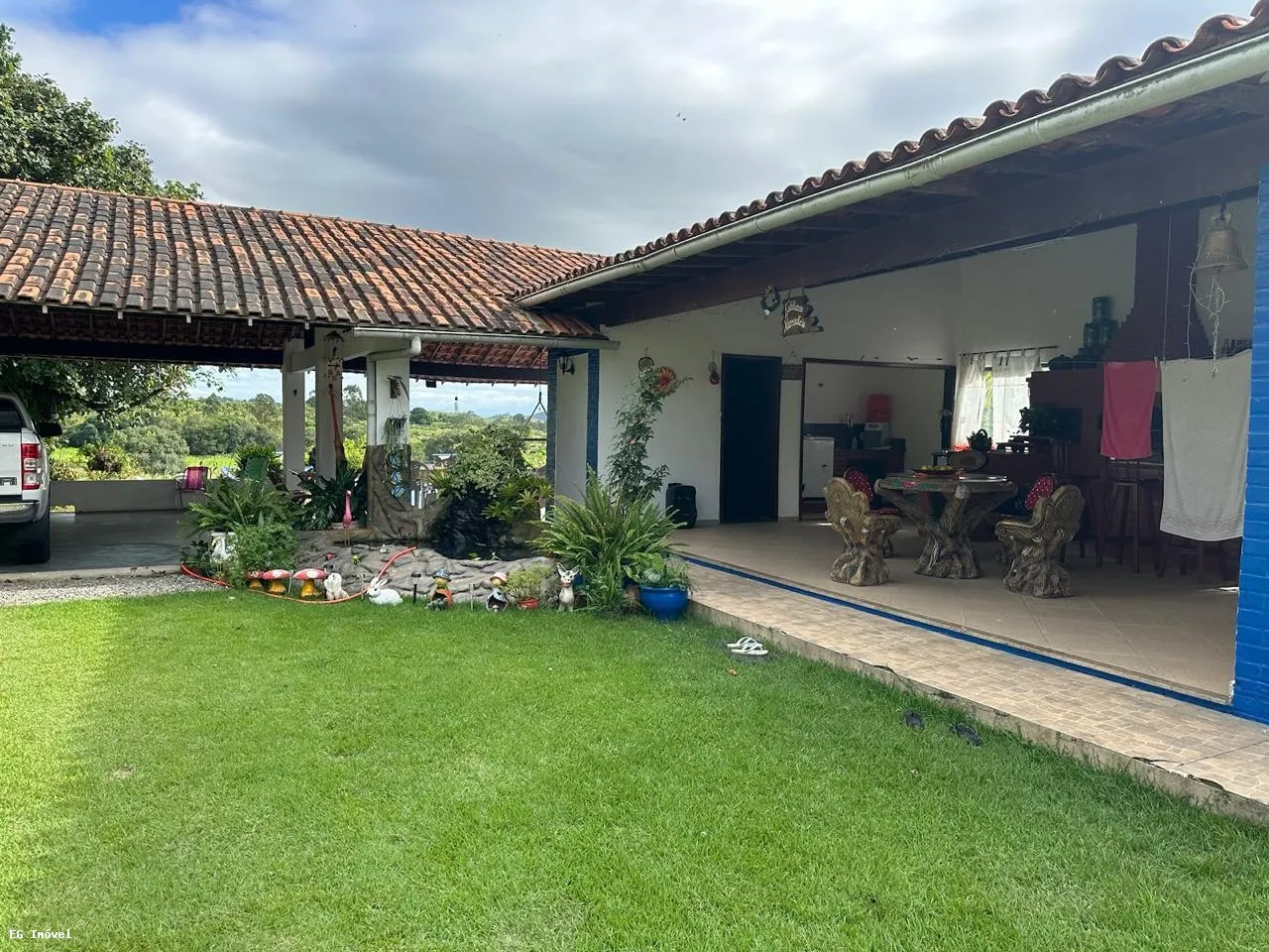 Imagem Sítio / Chácara para Venda em Saquarema, Bicuíba (Bacaxá), 4 dormitórios, 1 suíte, 2 banheiros, 4 vagas