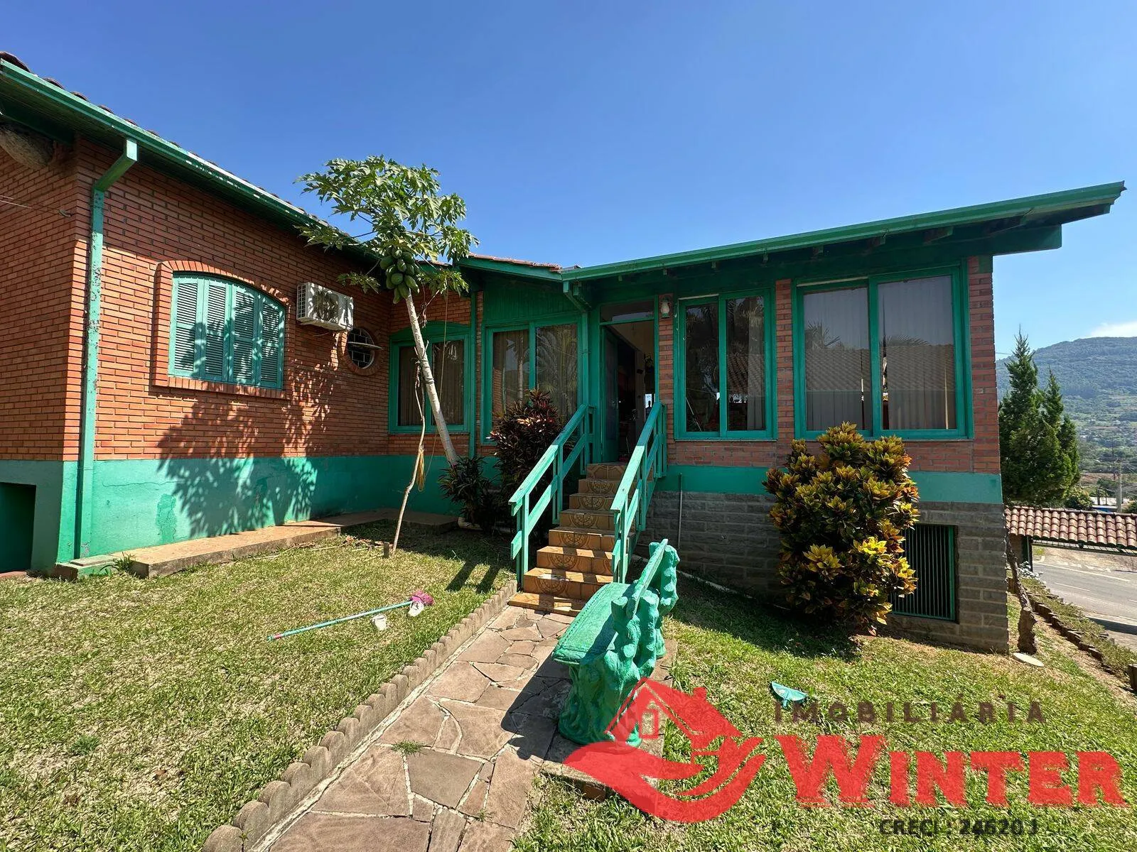 Foto do imóvel 2 casas e área de 9.283m2 no Bananal, Feliz