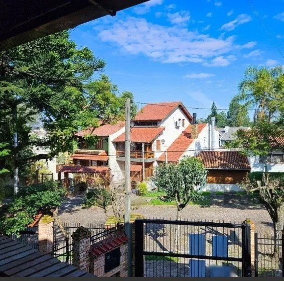 Imagem Casa de 3 dormitórios com 2 vagas de garagem no bairro Jardim Isabel