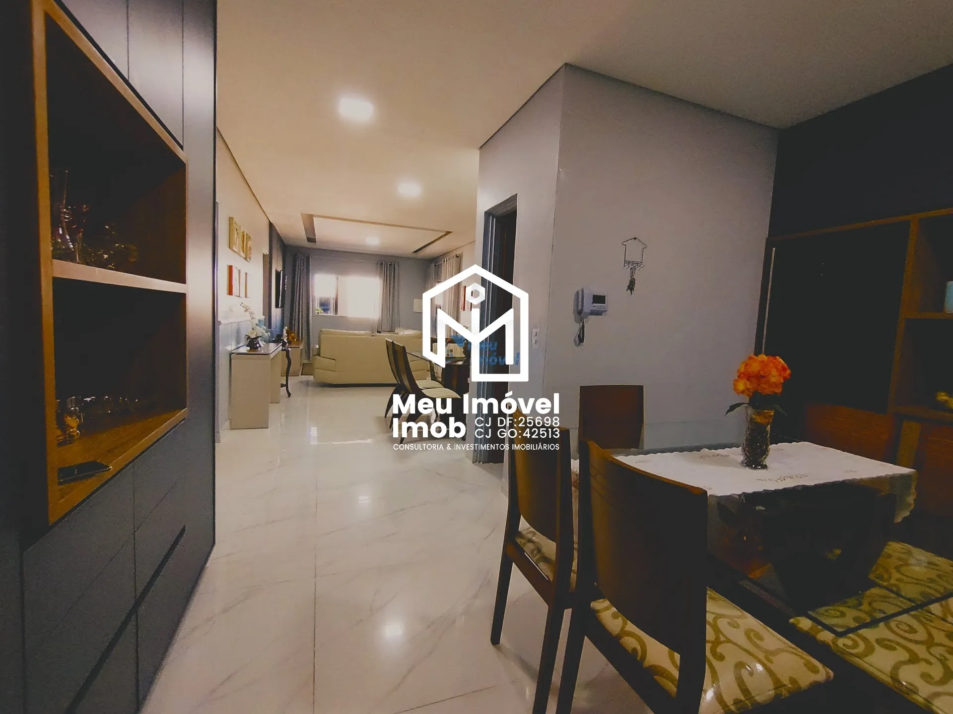 Imagem Casa 3 Quartos 3 Suítes 1 Vaga 135m² Área de Serviço