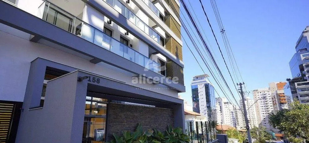 Imagem Apartamento à venda com 2 quartos 2 suítes, 69,72m² em Centro Florianópolis