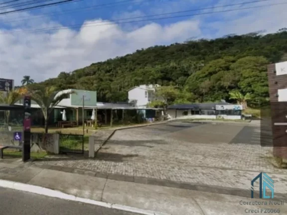 Imagem Terreno com 6.490,72m² ótima localização em Florianópolis SC