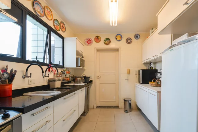 Imagem Apartamento à venda em São Paulo, Moema, com 3 quartos, 202m2