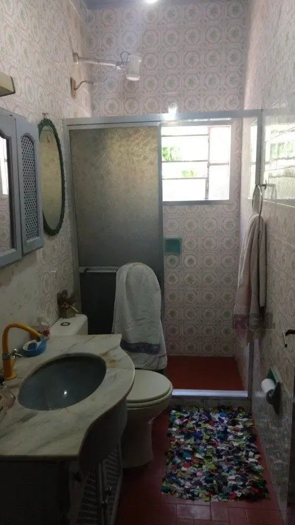 Imagem Casa com 3 dormitórios no bairro Sarandi
