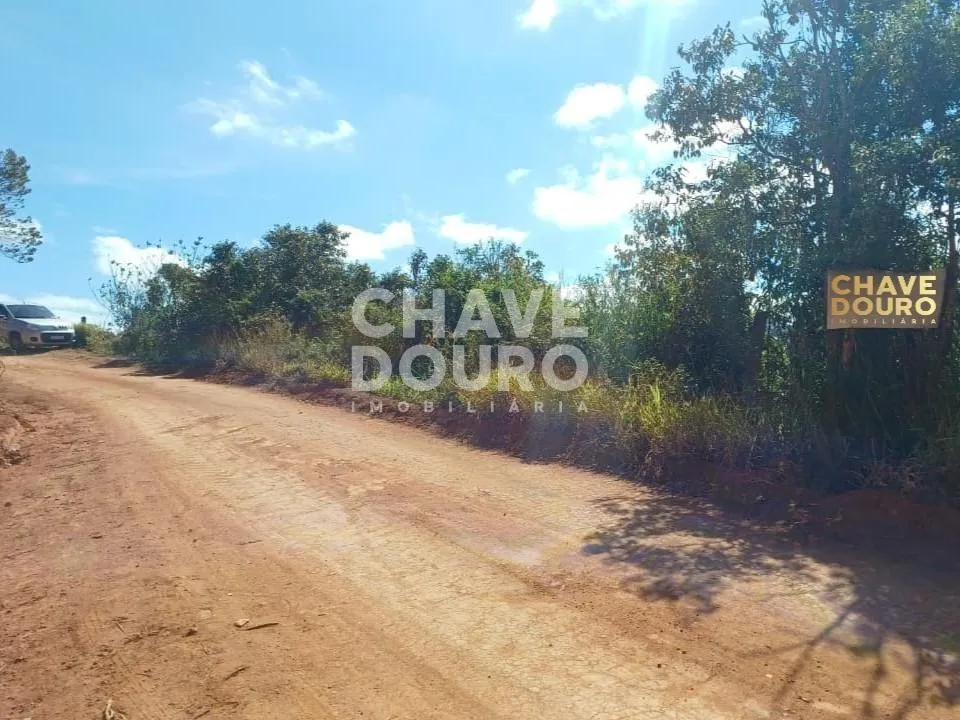 Imagem Terreno com 2.380m² para venda em Albuquerque, Teresópolis RJ