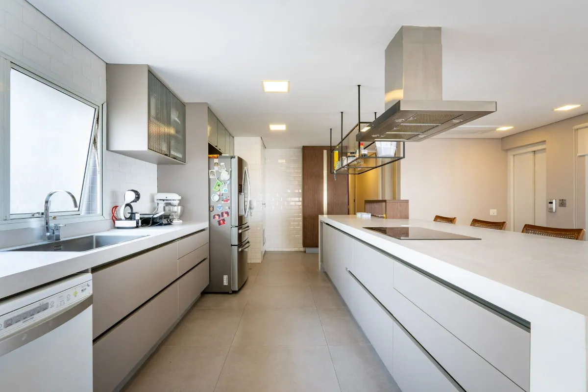 Imagem Apartamento para venda em Vila Andrade com 4 quartos, sendo 4 suítes, 210m2