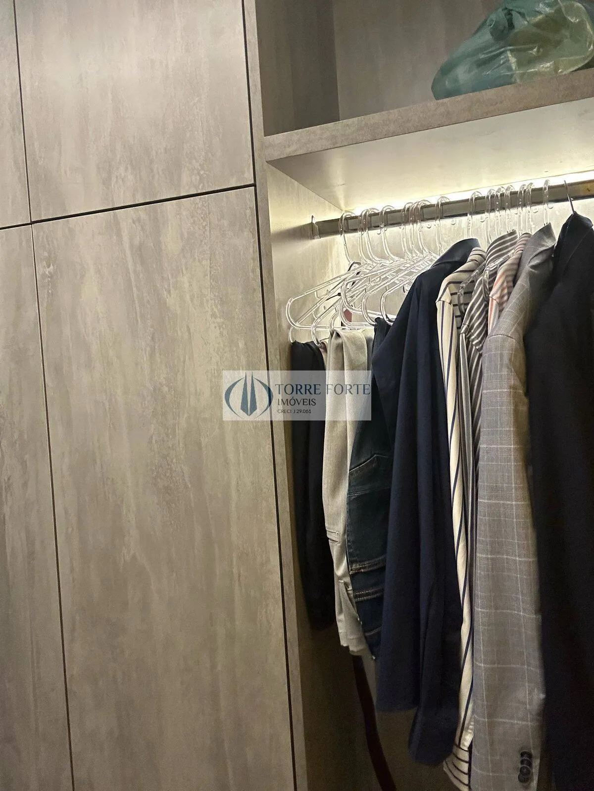 Imagem Lindo Studio com varanda Porteira fechada no Sumarezinho
