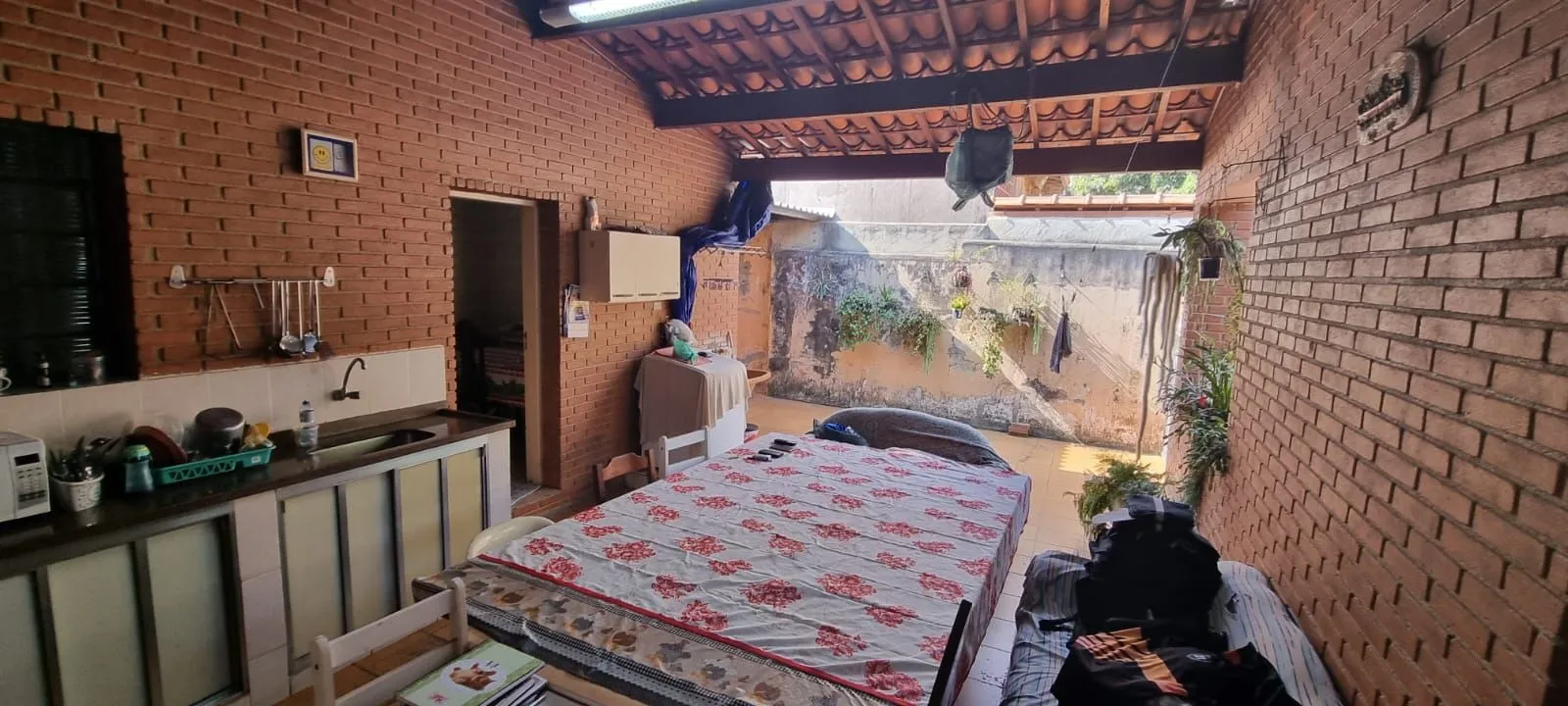 Imagem Linda Casa no Bairro Brigadeiro Tobias em Sorocaba - 2 Dormitórios e Ampla Garagem!