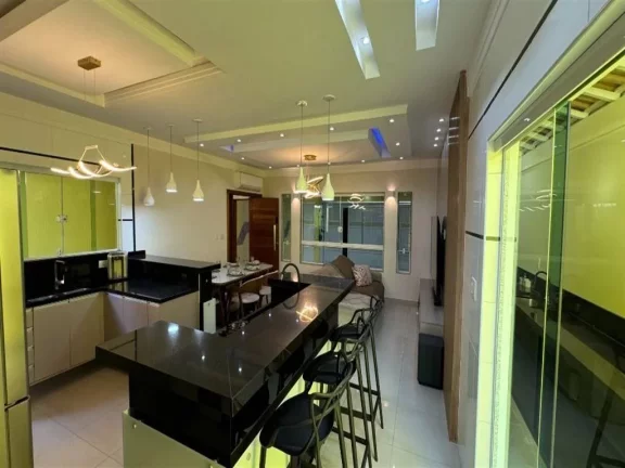 Imagem Casa com 3 dormitórios à venda, 157 m² por R$ 1.249.000 - Caiçara - Praia Grande/SP