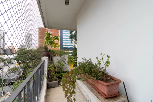 Imagem Apartamento à venda em São Paulo, Campo Belo, com 4 quartos, 300m2