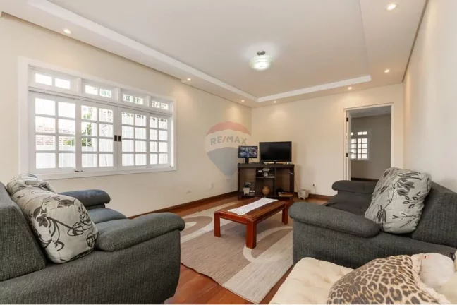 Imagem Casa bem localizada com 4 dormitórios 2 suíte 7 vagas 382m2