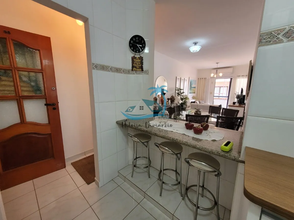 Imagem Lindo apartamento com 2 dormitórios a venda a 250 metros da orla de Itaguá em Ubatuba.