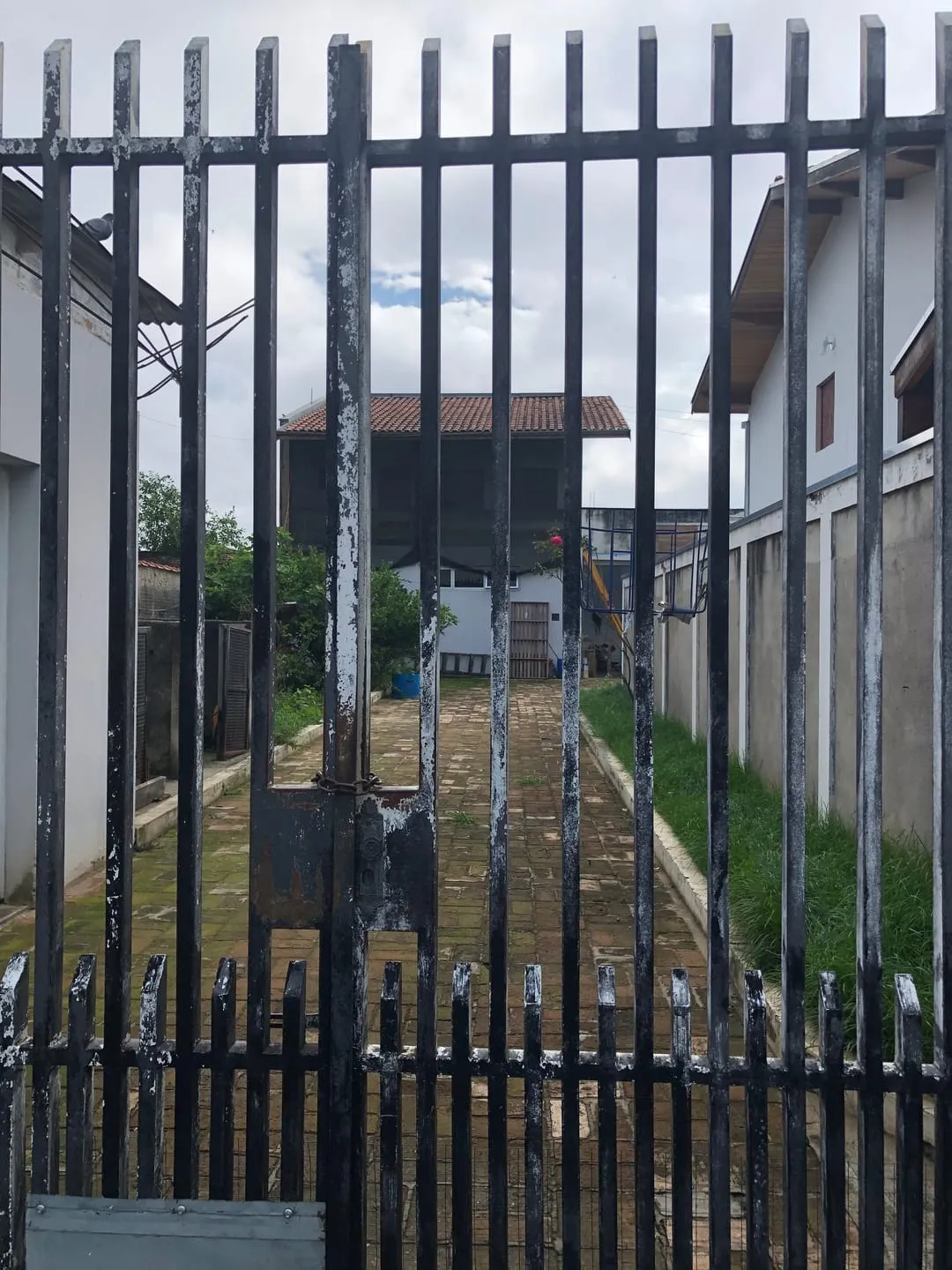 Imagem Terreno à venda 1 Quarto, 3 Vagas, 232.5M², Nossa Senhora do Perpétuo Socorro, Pindamonhangaba - SP
