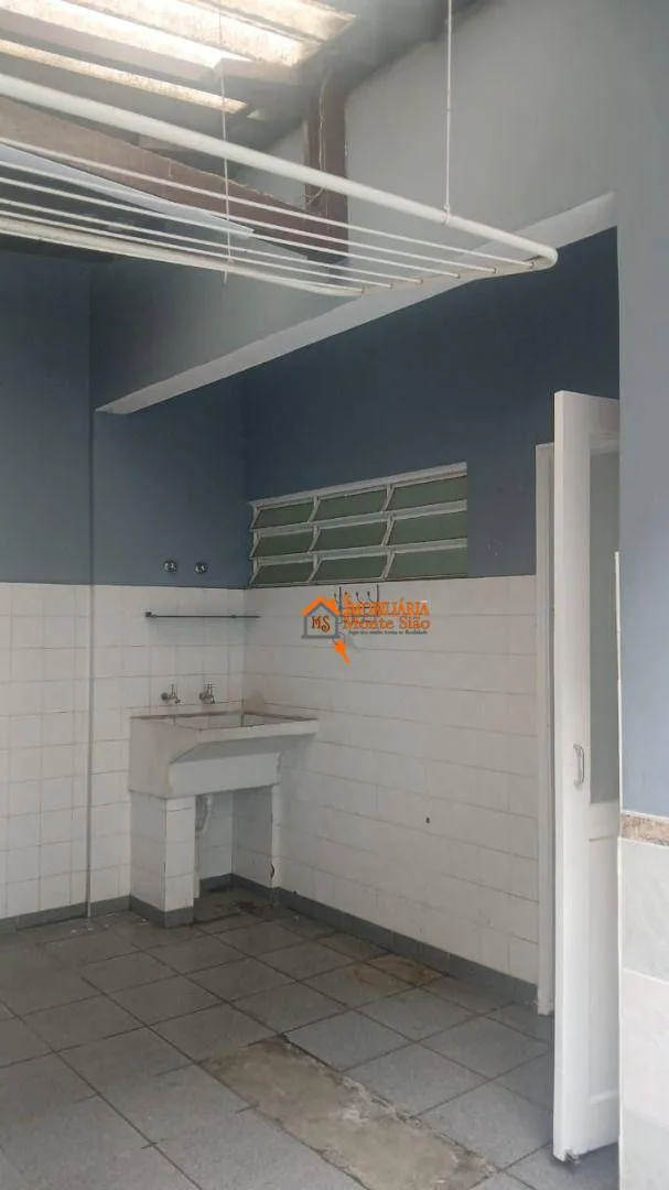 Imagem Casa com 3 dormitórios à venda, 140 m² por R$ 742.000,00 - Vila Rosália - Guarulhos/SP