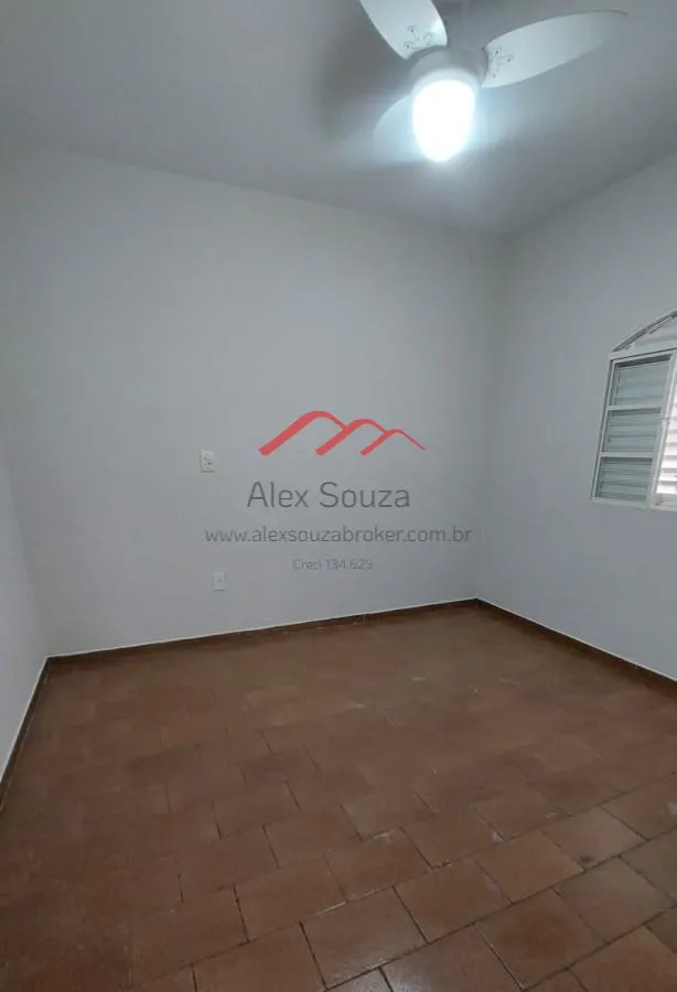 Imagem Casa para Venda em Hortolândia, Jardim Santa Izabel, 4 dormitórios, 1 suíte, 3 banheiros, 4 vagas