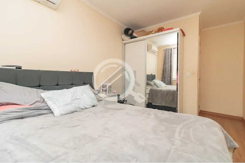Imagem Apartamento com excelente localização, próximo à Av. Salvador França/PUCRS, Parques, Supermerca...