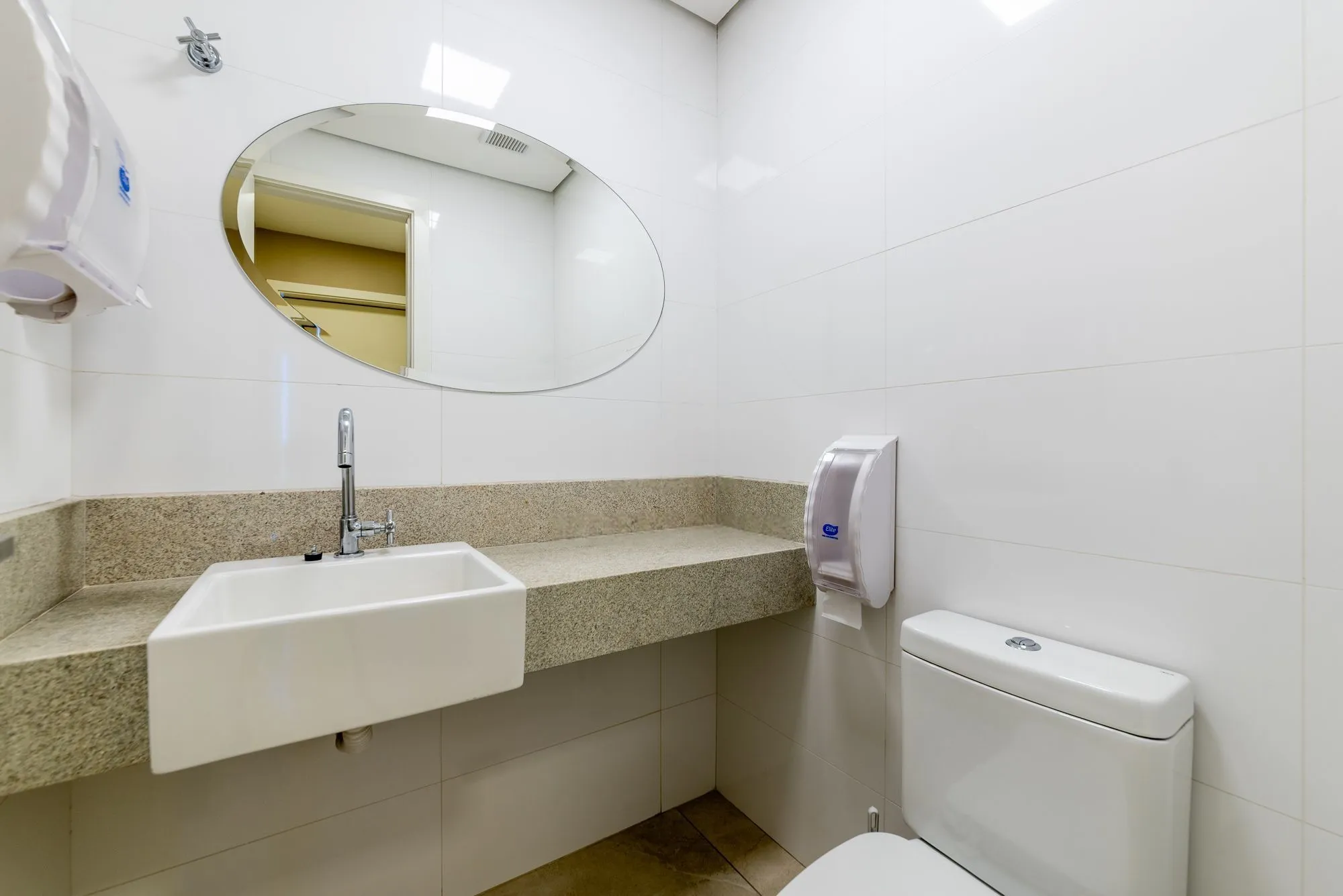 Imagem Excelente sala Comercial para Investidores