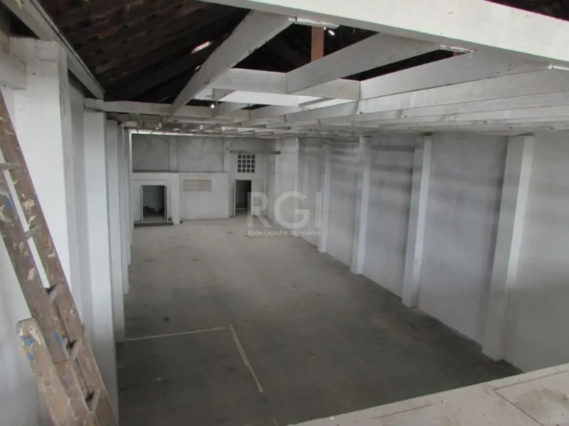 Imagem Depósito/Pavilhão para Venda - 330m², 0 dormitórios, 2 vagas - Floresta
