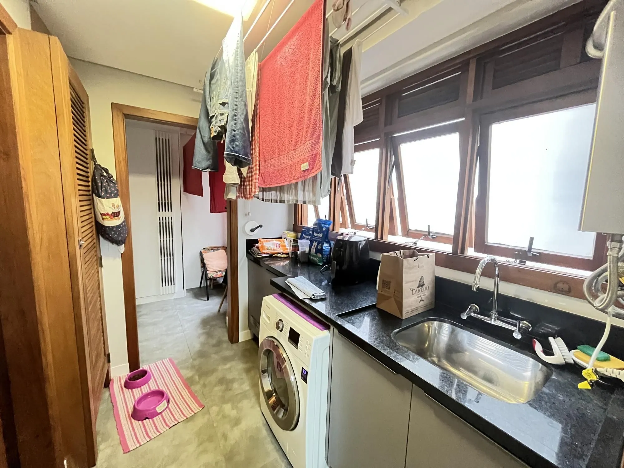 Imagem Apartamento de 3 quartos, 2 suítes, 1 americana e 2 vagas no bairro Farroupilha