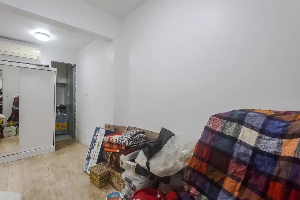 Imagem Casa em condomínio, 77m², 2 dormitórios e 2 vagas no bairro Humaitá