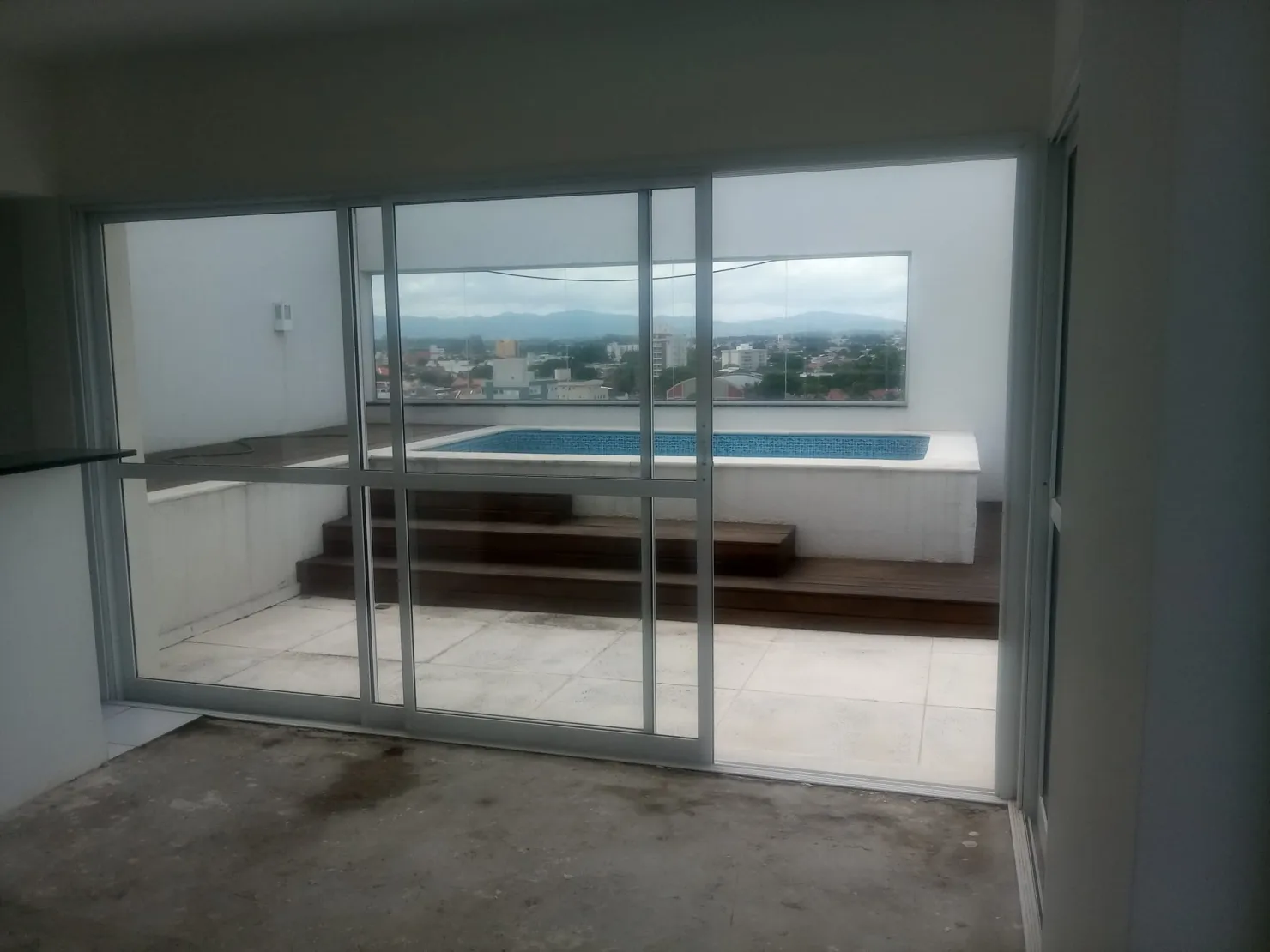 Imagem Cobertura Exclusiva com Espaço Gourmet e Piscina no Centro
