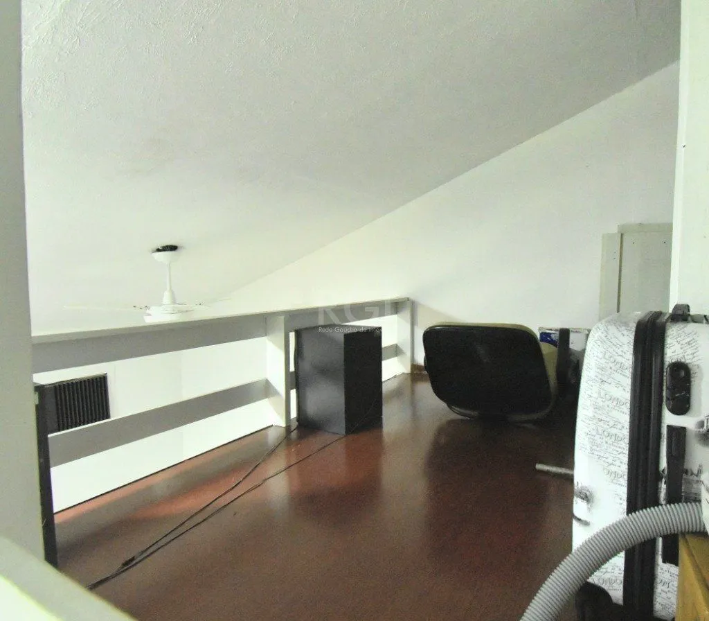 Imagem Casa Condominio para Venda - 70m², 2 dormitórios, sendo 1 suites, 2 vagas - Cavalhada