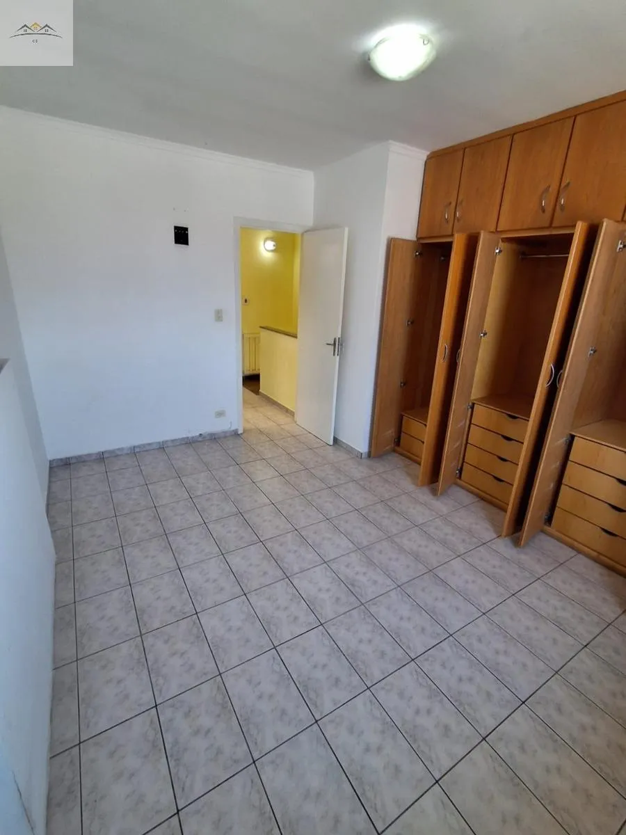 Imagem Sobrado em condomínio à venda na Vila Palmares, Santo André 2 dorm. 1 vg.