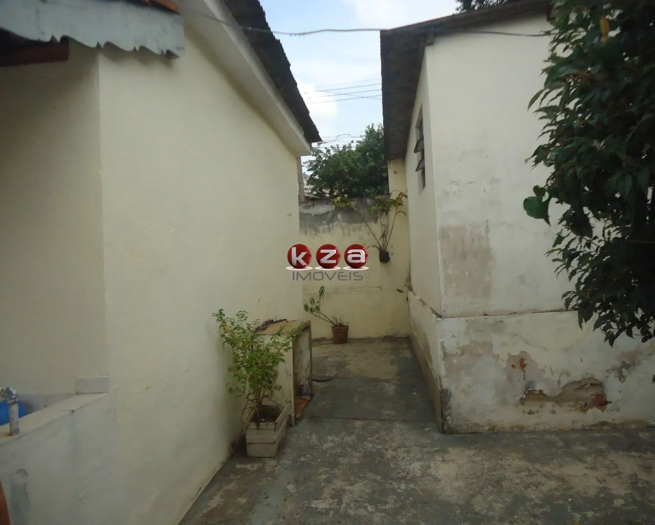 Imagem Casa de 3 quartos na Vila Angeli, Valinhos-SP: 159m², 2 banheiros. Agende sua visita!