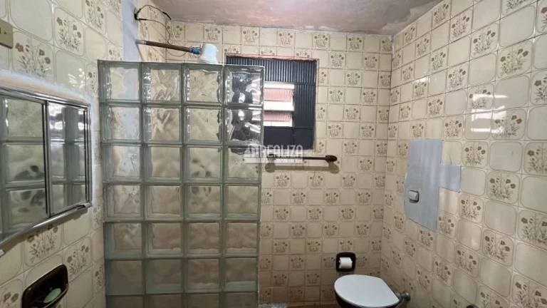 Imagem Casa no Leblon para venda e locação, Uberaba: 4 dormitórios, suíte, 3 salas